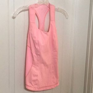 Lululemon active tank with built in sports bra